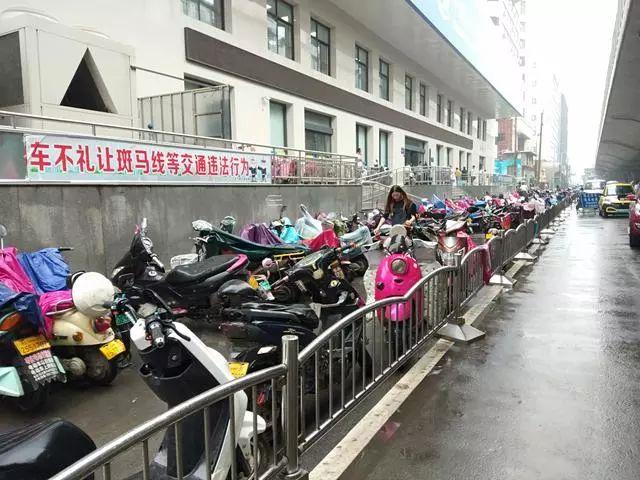 附近维修电动车电话_电动附近维修车电话多少_附近的电车修理电话